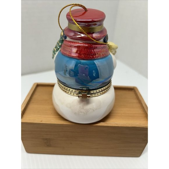 MR CHRISTMAS Hinged Music Box Snowman Rotating Ice-skaters Around Snowman Inside - Picture 3 of 7